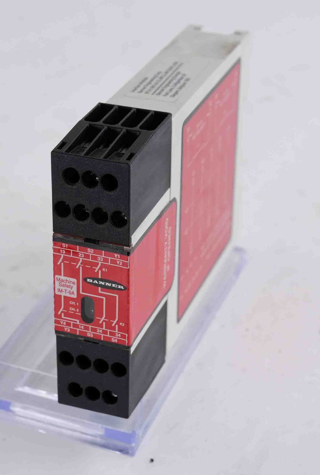 Banner IM-T-9A IM-T-11A Interface Safety Relay Module 24VDC 6A 100mA 20ms