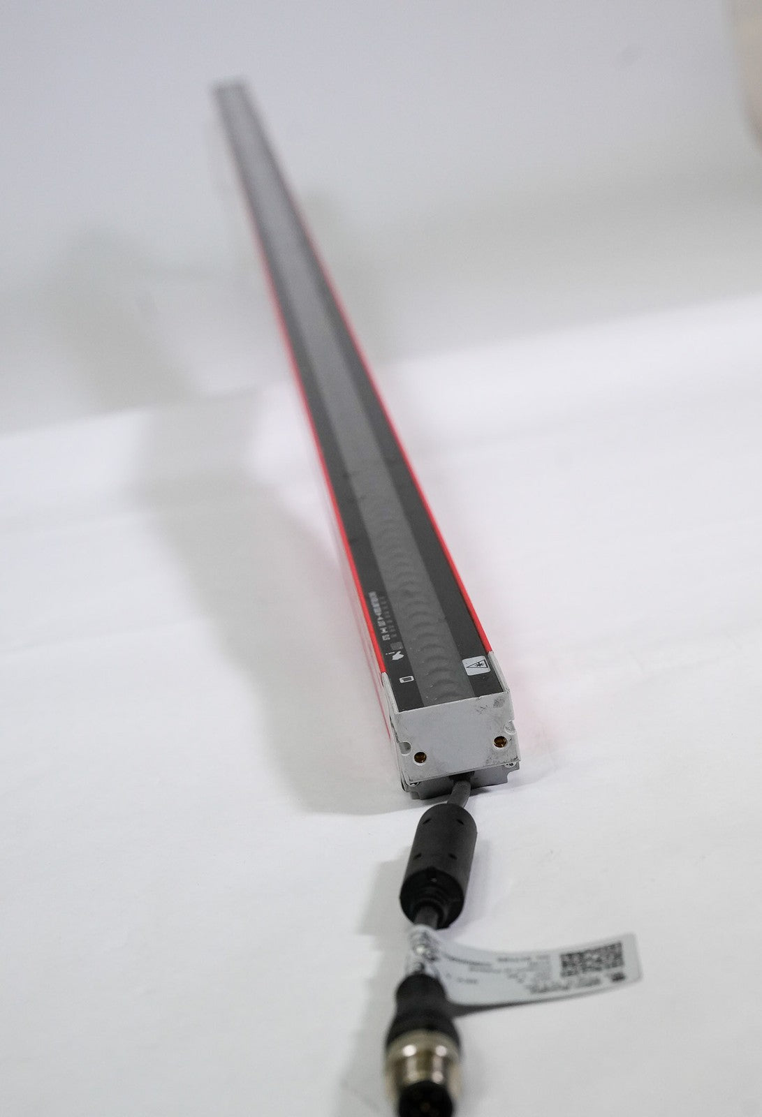 1x Allen-Bradley 450L-E4FL1500YD GuardShield Safety Light Curtain 450LE4FL1500YD