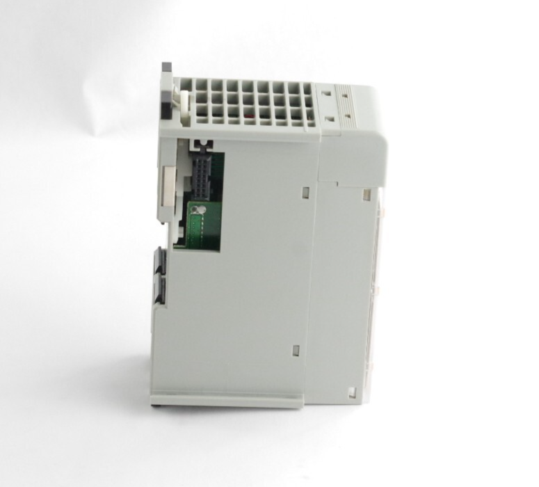 Allen Bradley 1769-OA16 /A Compact I/O Output Module F/W 3.1 - Open Box