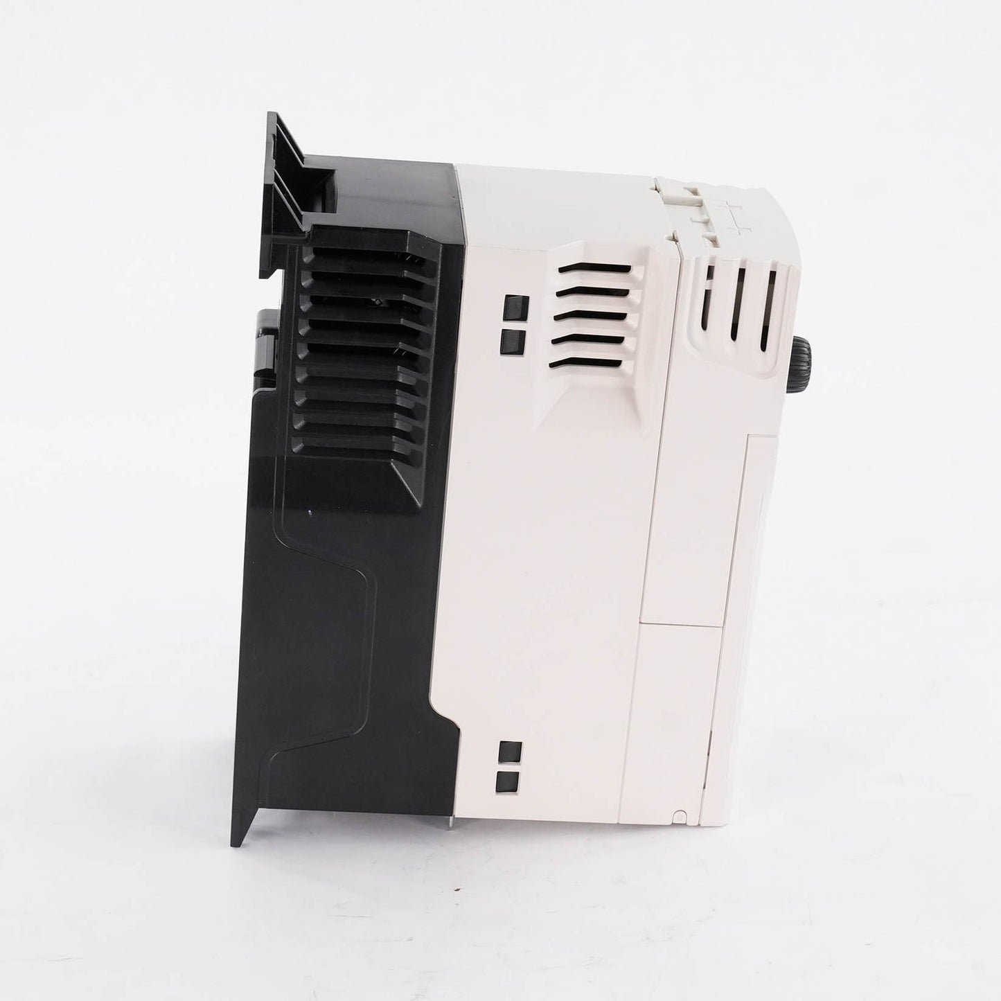 Emerson Unidrive M201-021 0056 A AC Drive 1.5kW 2HP 200-240V M201-0210056A