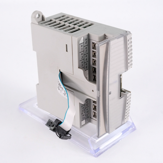 Allen Bradley 1762-IQ16 /B MicroLogix 16-Point Sink Source Input Module 1762IQ16