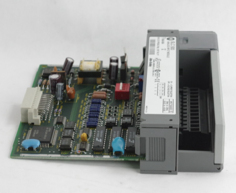 Allen Bradley 1746-NI4 /A SLC 500 Analog Input Module w/ Cover