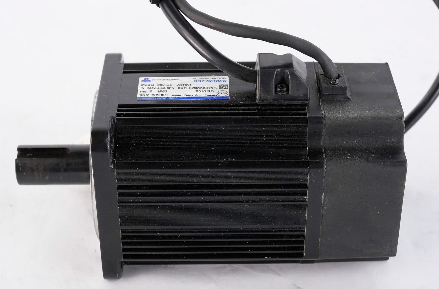 Dynamic Motor Motion 880-DST-A6HK1 AC Servo Motor 200V 0.75kW 880DSTA6HK1