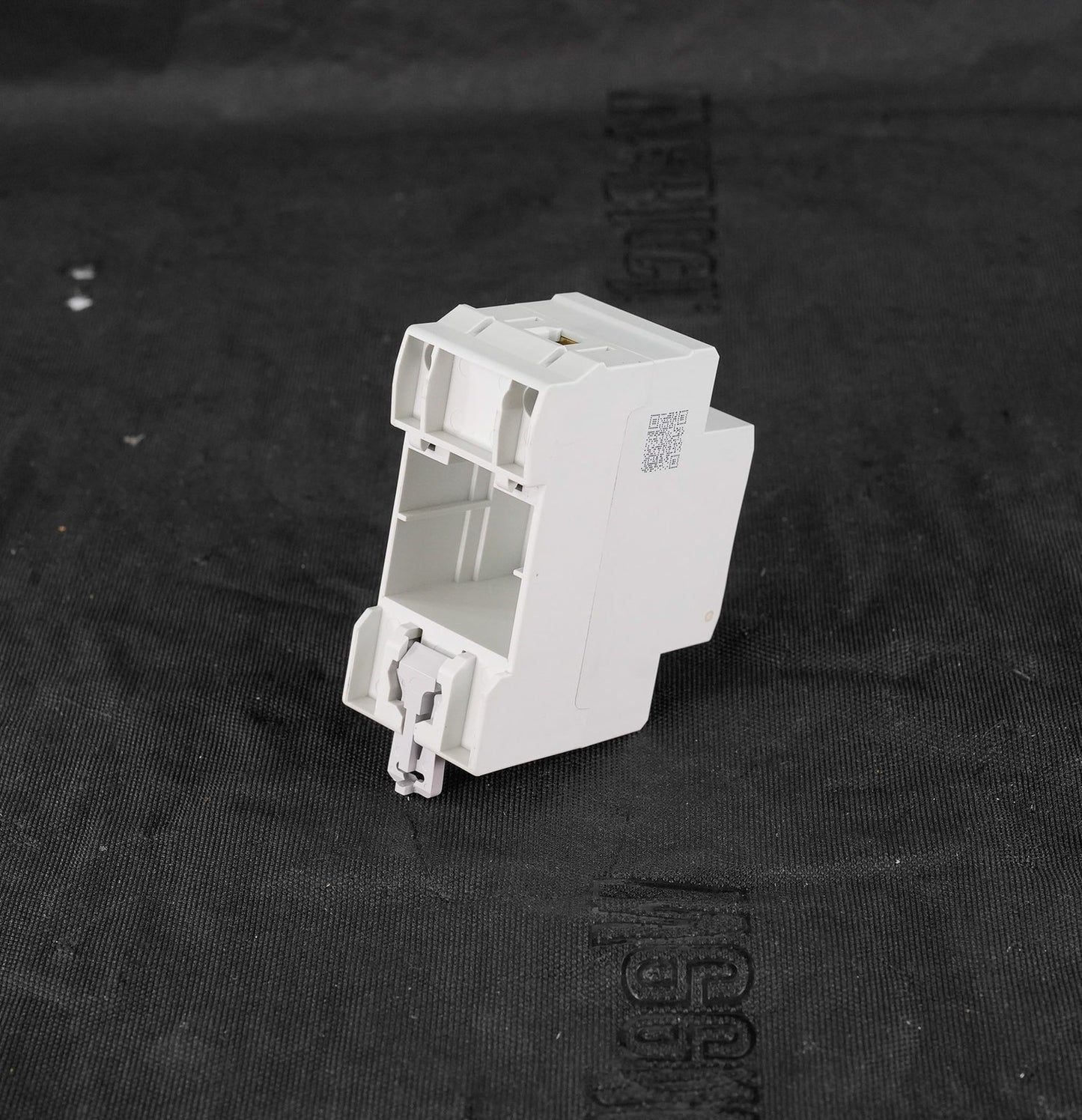 Delixi Electric DZ47X Guide Socket 10A/16A 250V 50Hz