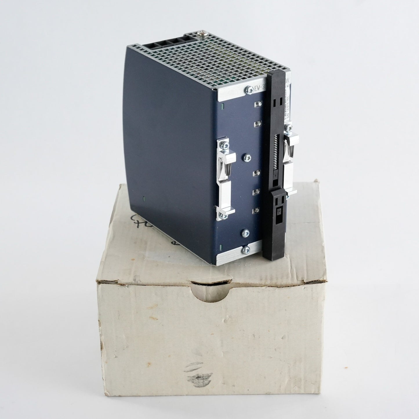 Allen Bradley 1606-XLE240E-3 /A Power Supply 3-Phase 24V 10A 240W - Open Box