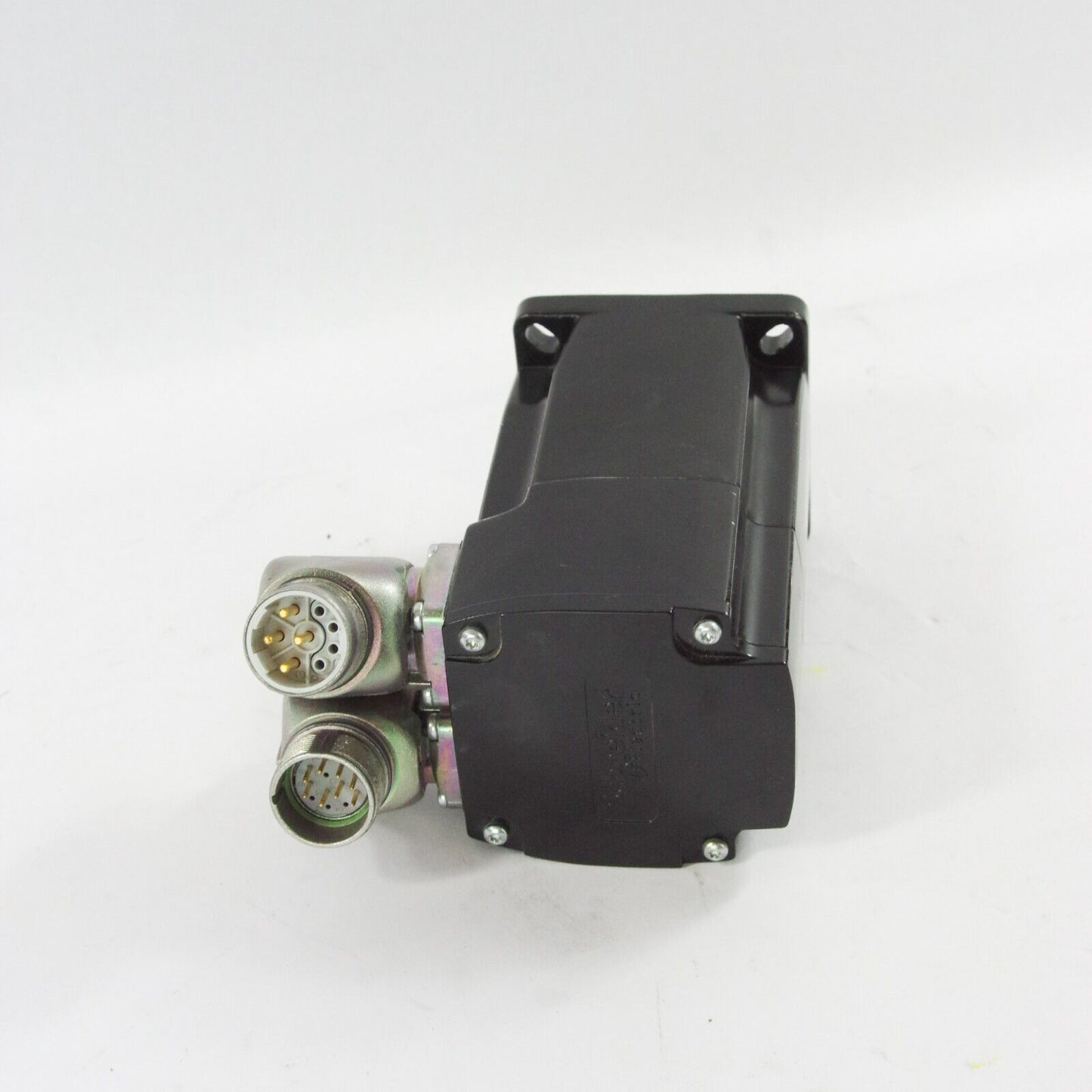 Schneider Electric BMH0701P17A2A Servo Motor