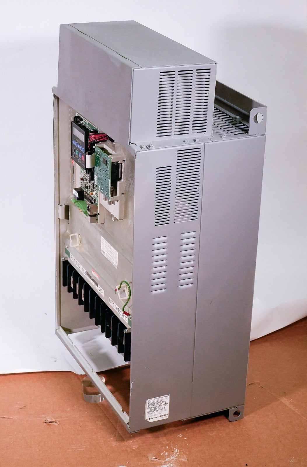 Allen Bradley 22C-D170A103 PowerFlex 400 Drive 480V 125HP 22CD170A103 + Warranty
