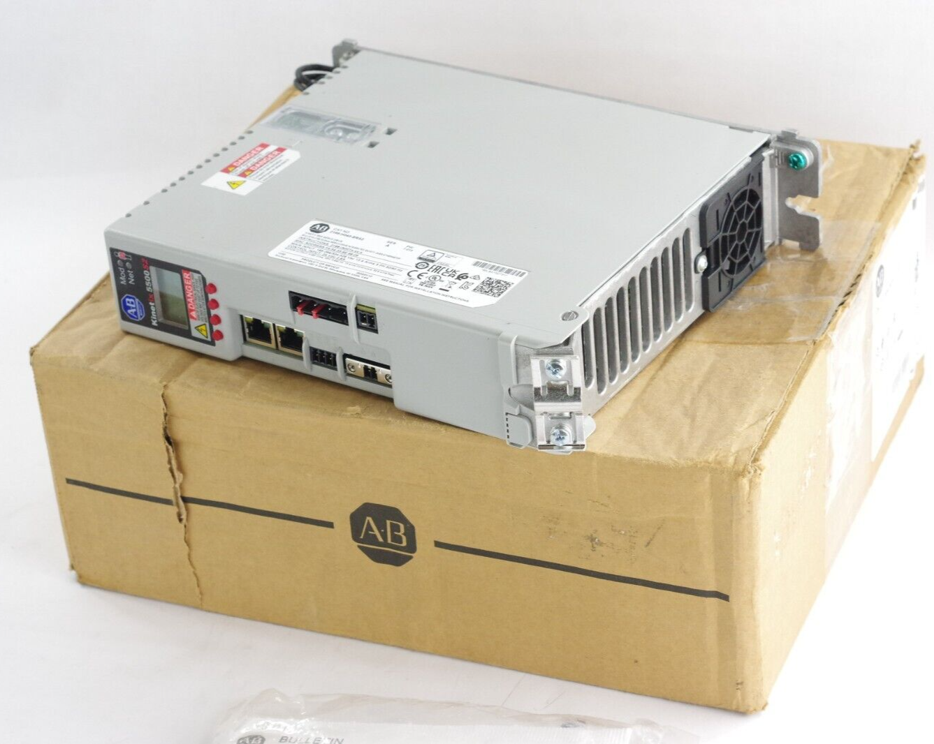 2022 Allen Bradley Kinetix 5500 2198-H040-ERS2 SER A Servo Drive