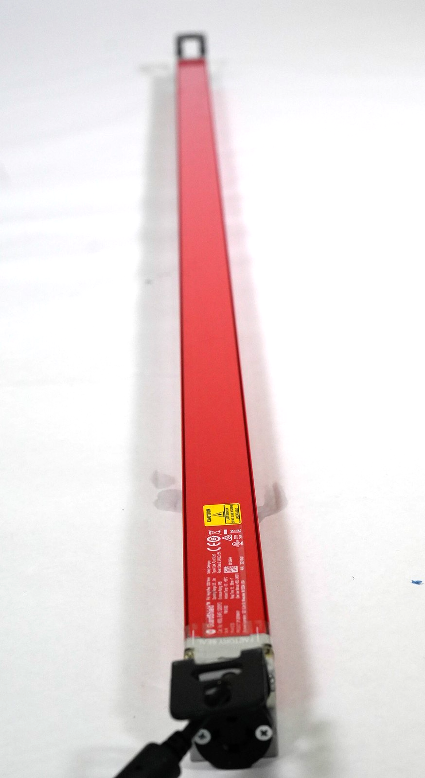 1x Allen Bradley 450L-E4FL1200YD GuardShield 450L-E Safety Light Curtain 1200mm