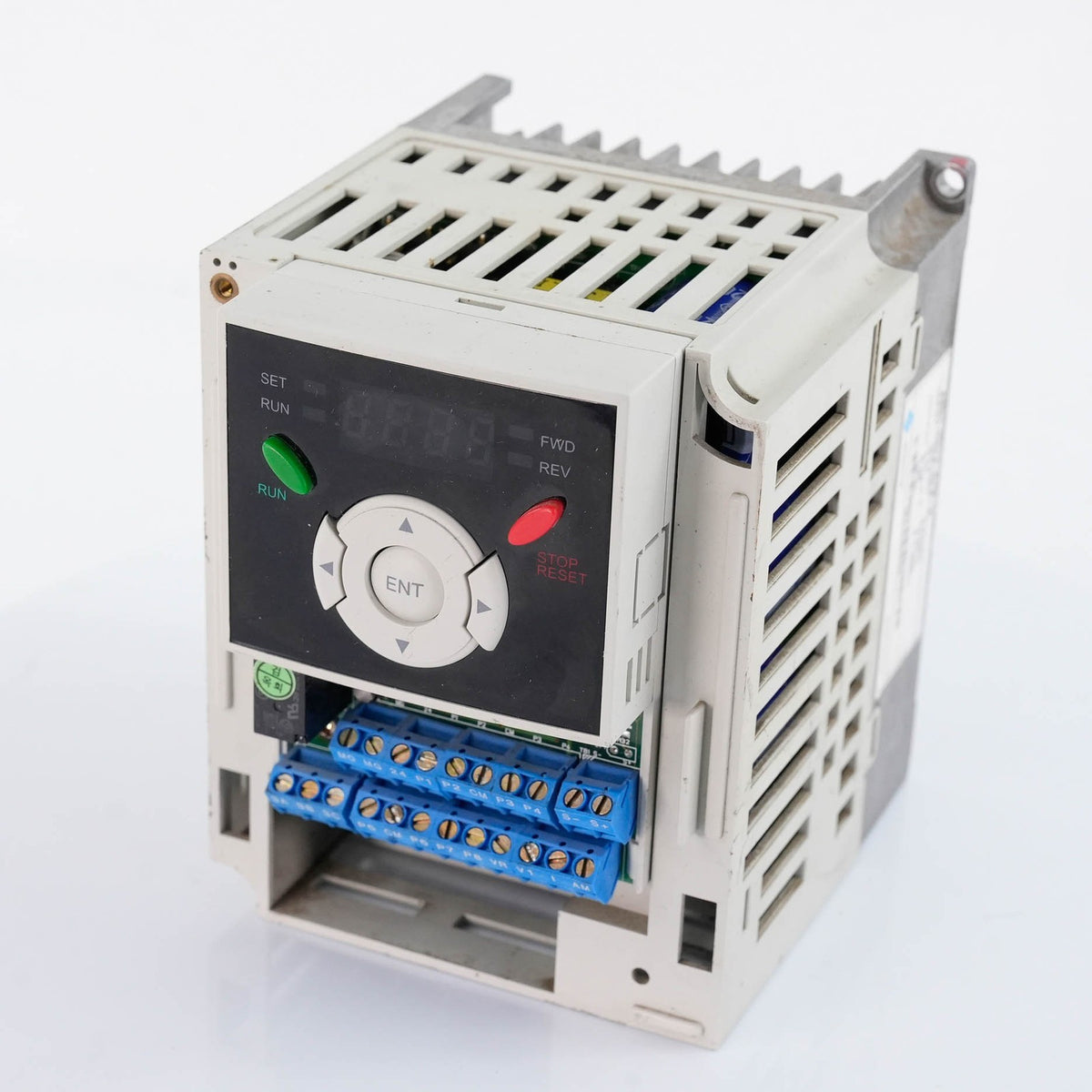 Cerus Benshaw RSi-002-GX-2 VFD AC Drive 2HP 230V 3PH 7A NEMA 1 RSi002GX2