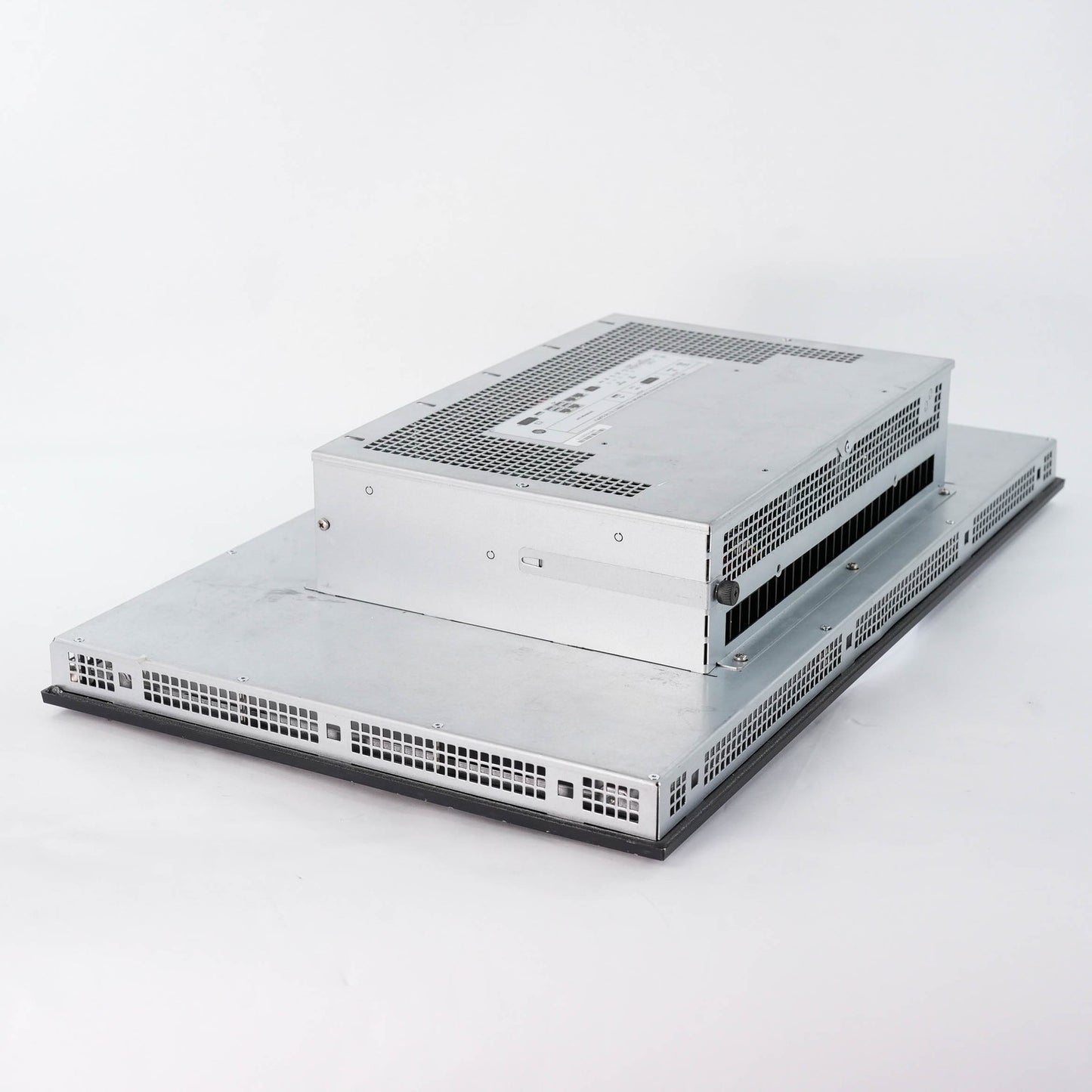 Allen Bradley 6300P-215EAPSFDNA-CBNANNNNNNNNNN-NN1S VersaView 6300P 21.5in PC