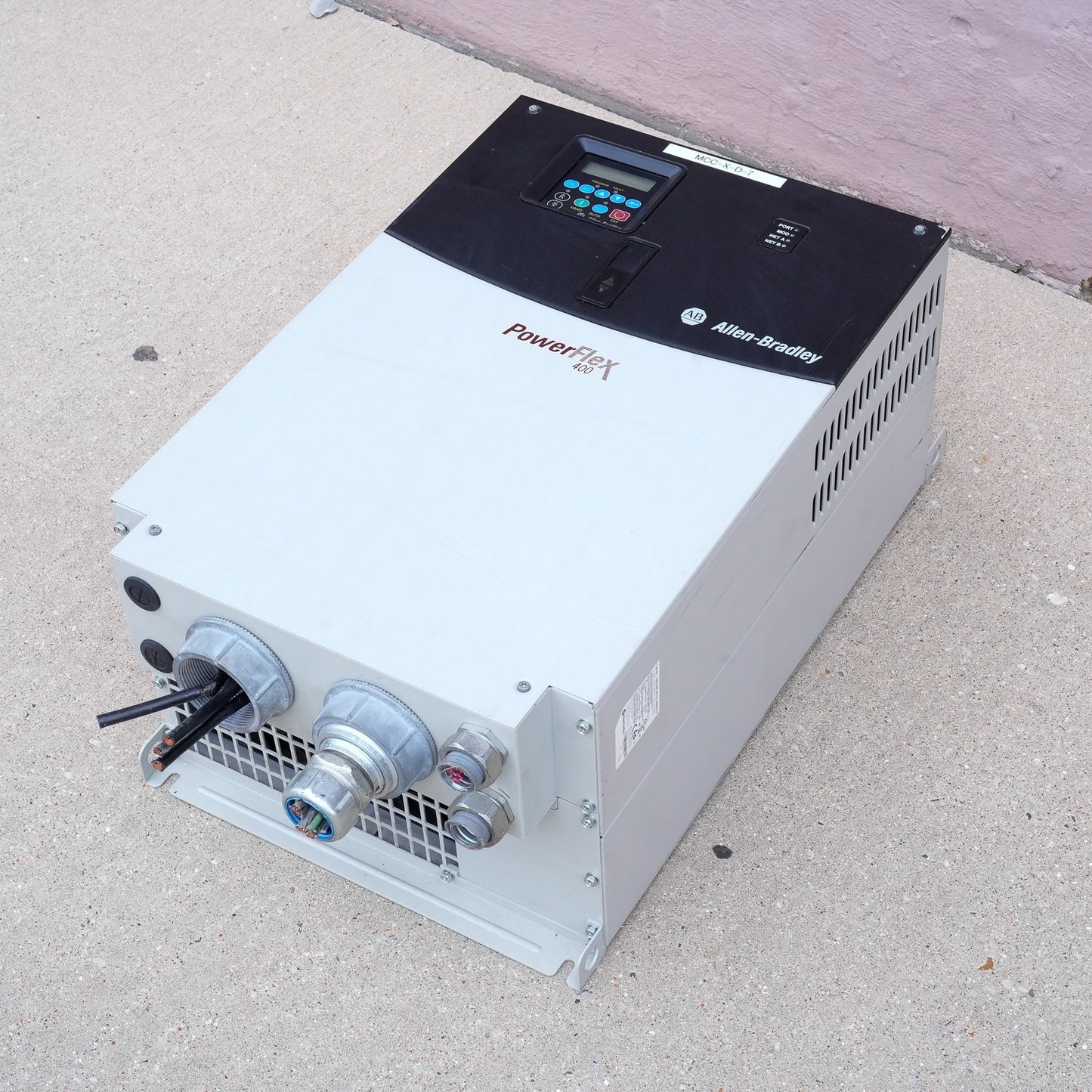 Allen Bradley 22C-D072A103 /A PowerFlex 400 AC Drive 480V 3PH 50HP 37kW