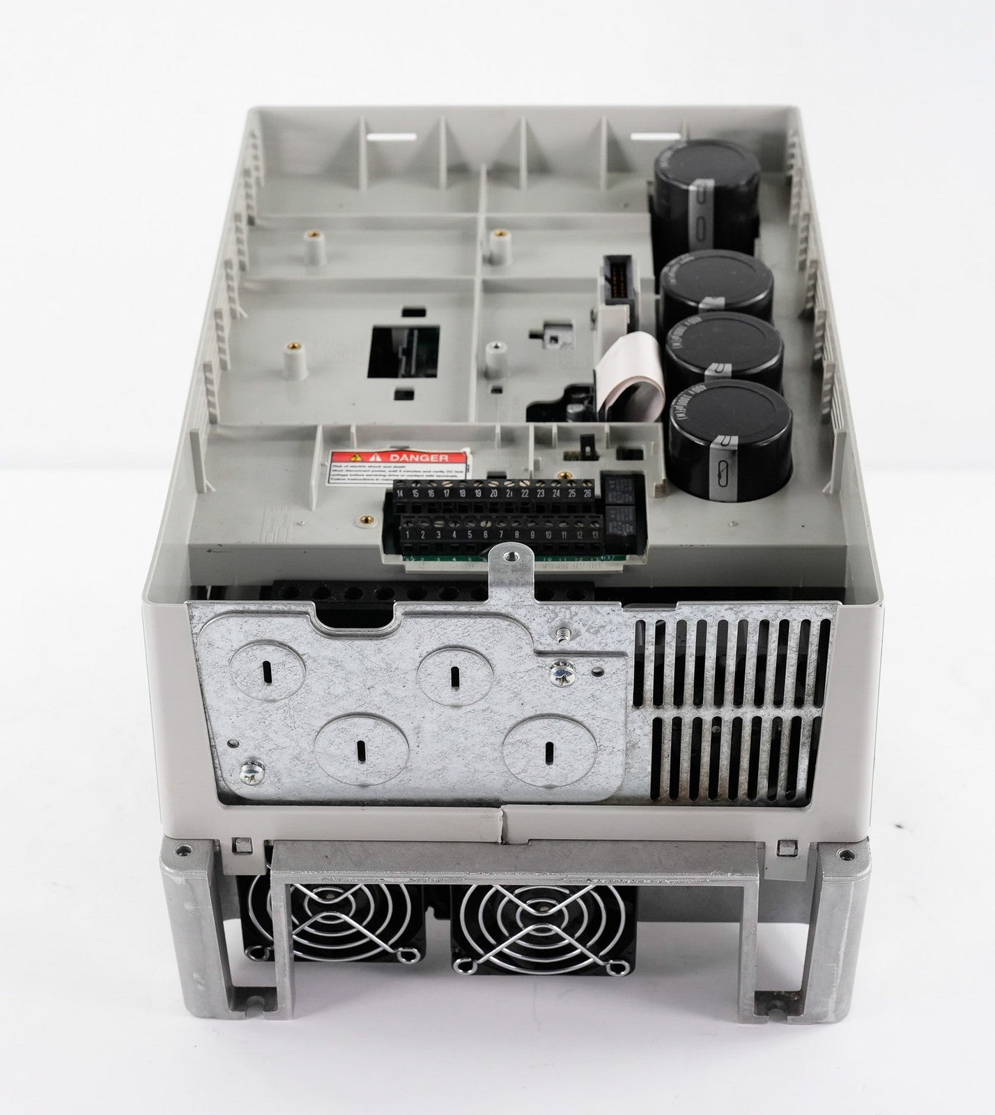 Allen Bradley 20AD027A0AYNANC0 /A PowerFlex 70 AC Drive 480V 20HP 3-Phase