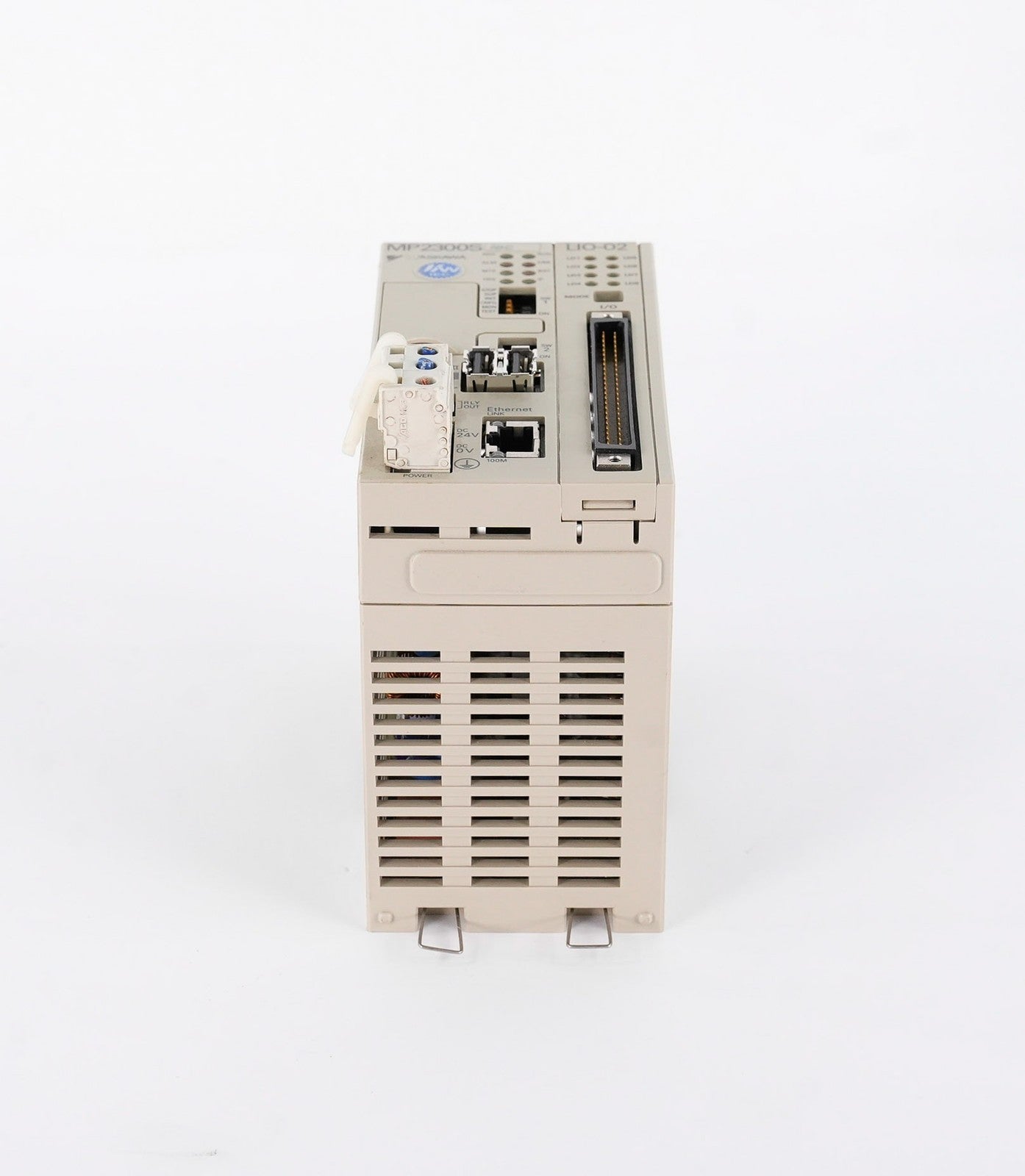 Yaskawa PMC-U-MP23S04L2 MP2300Siec Machine Controller 24VDC 1A PMCUMP23S04L2