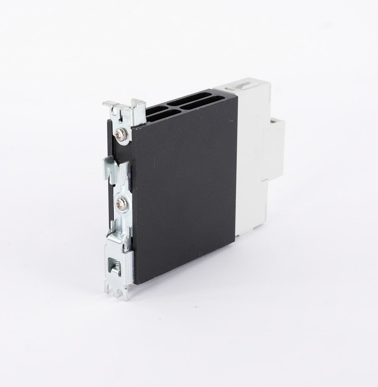 Carlo Gavazzi RGC1A2D30KGU Solid State Relay 1-Pole 30A 3-32VDC 24-240VAC