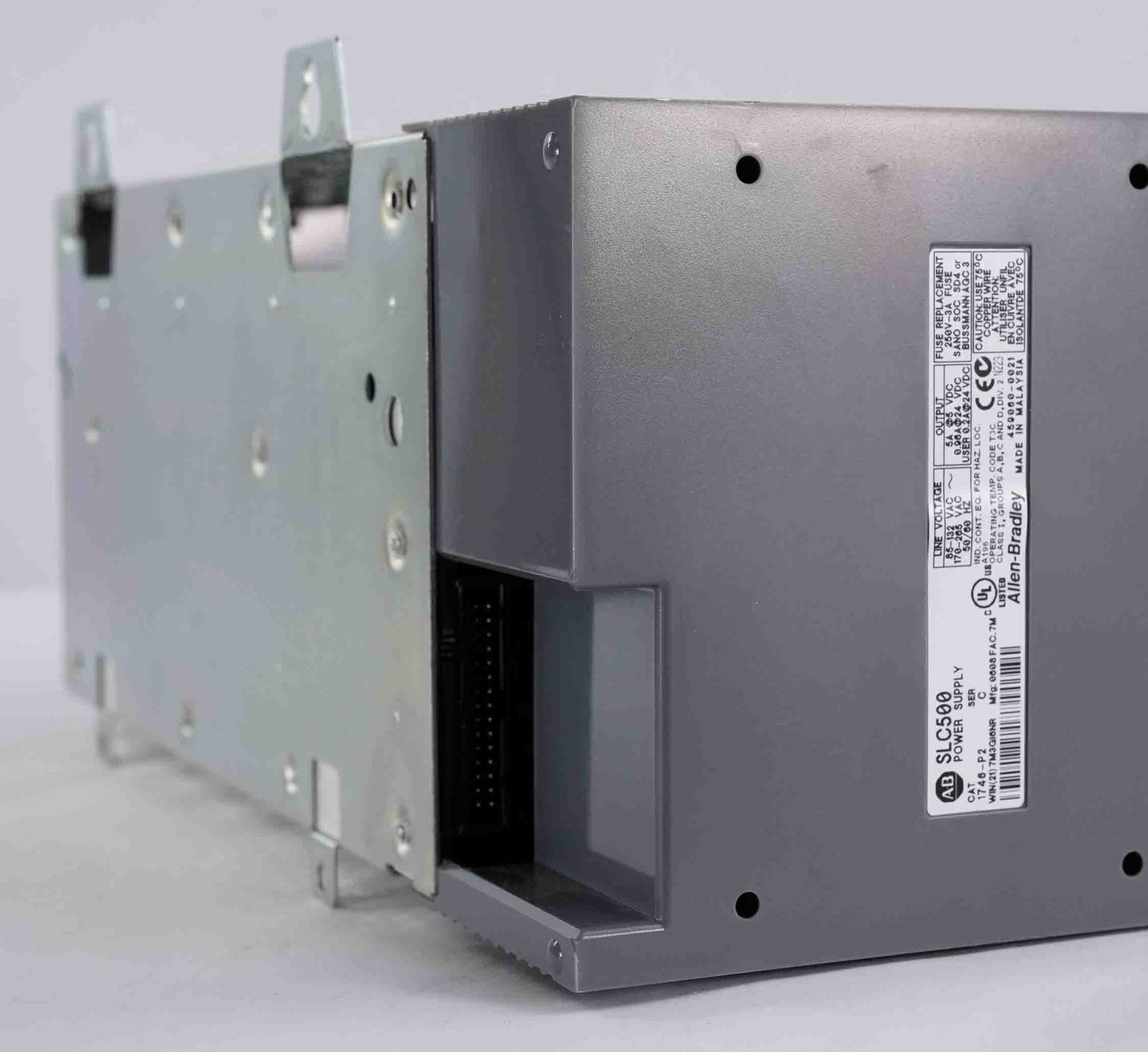 Allen Bradley 1746-P2 /C SLC 500 Power Supply + 7-Slot Chassis 1746-A7/B