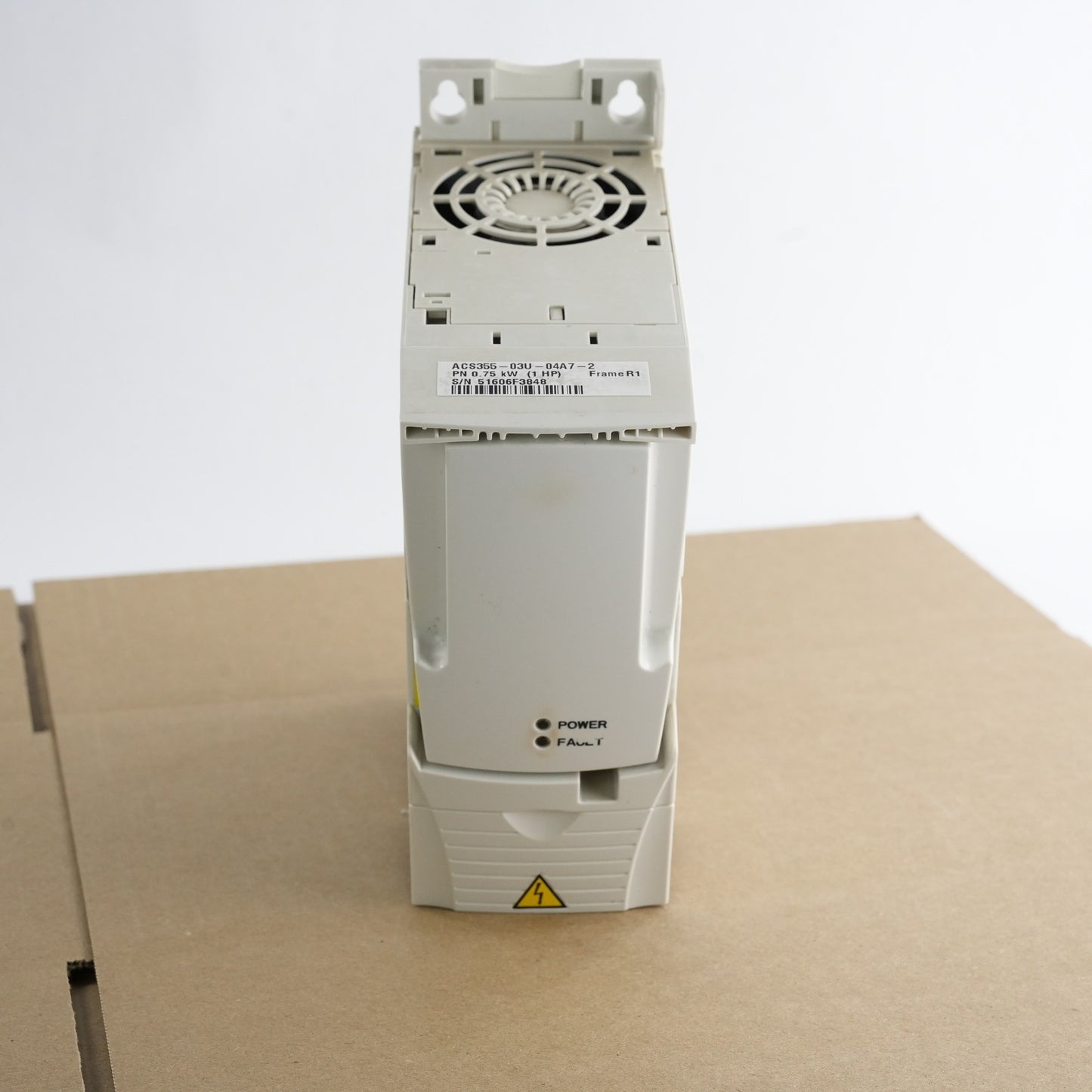 ABB ACS355-03U-04A7-2 MUL1 Option IP20/UL Open Type Drive 1HP
