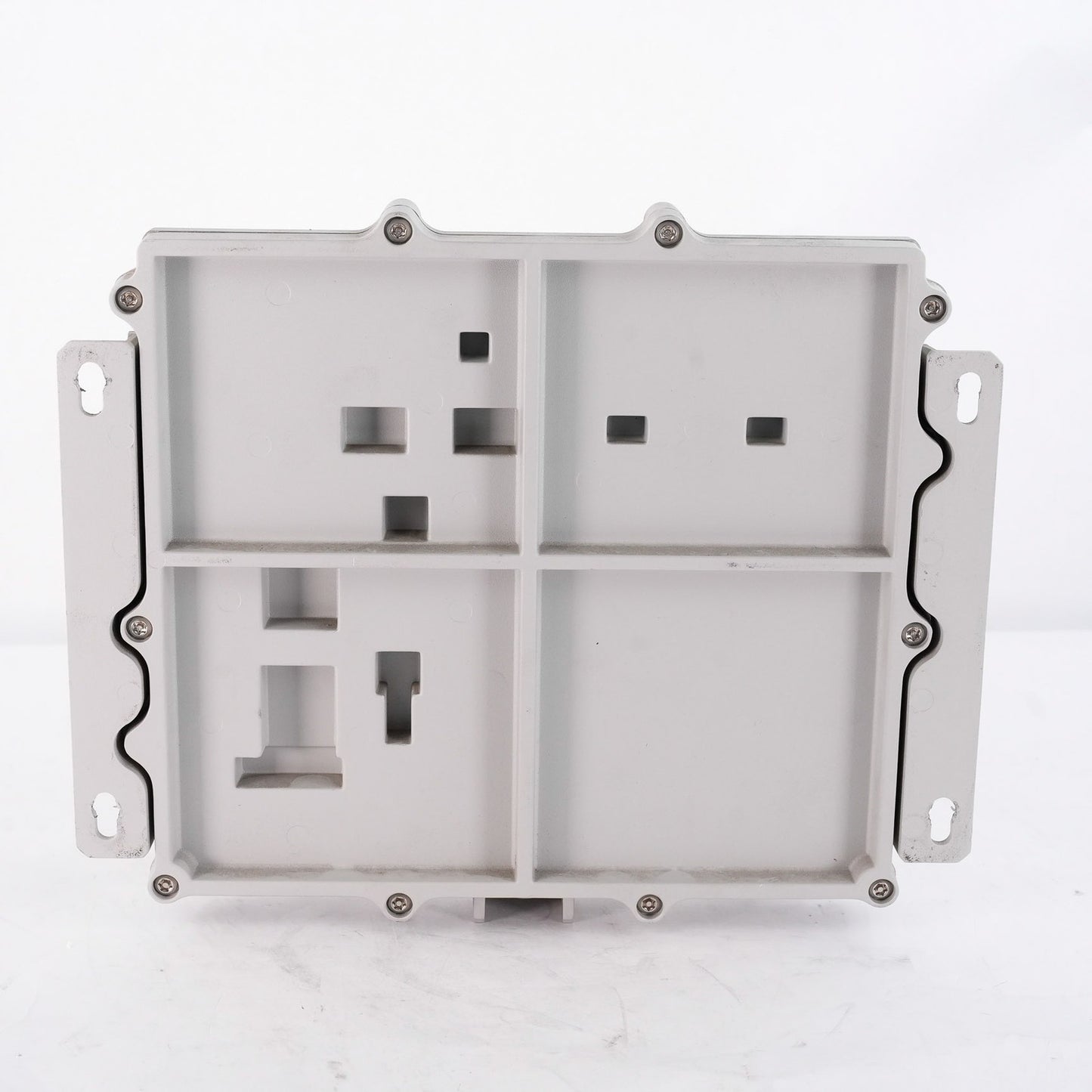 Allen Bradley 1783-ZMS8T8E2TGN /A Stratix 5400 Managed Switch 18 Port