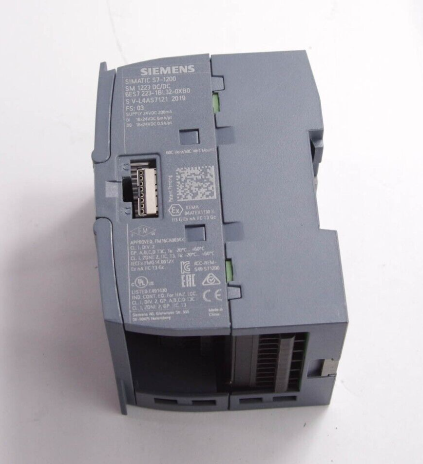 Siemens 6ES7 223-1BL32-0XB0 / 6ES72231BL320XB0 Simatic S7-1200 SM 1223 DC/DC