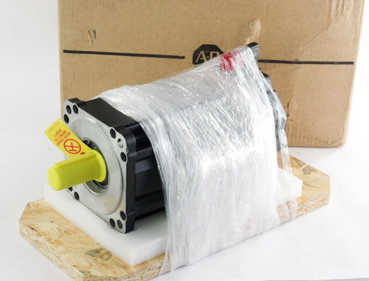 2022 Allen Bradley VPL-B1652F-PK14AA Ser A Servo Motor - Open Box