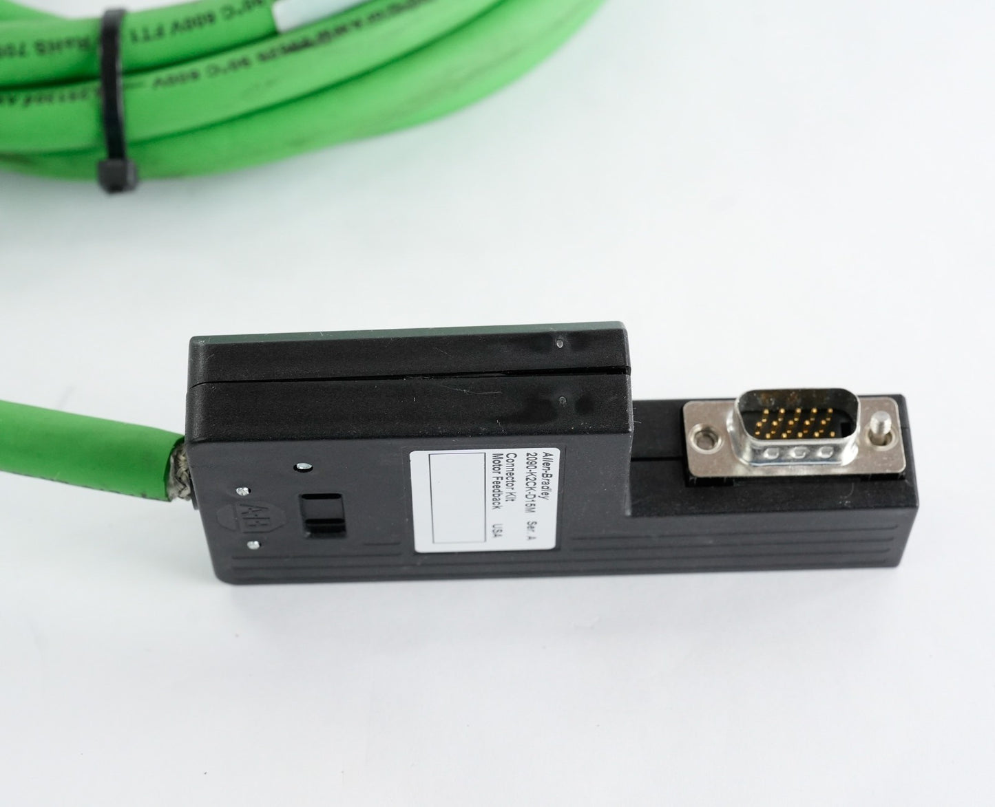 Allen Bradley 2090-CFBM7DF-CEAA05 /A Motor Feedback Cable + 2090-K2CK-D15M /A