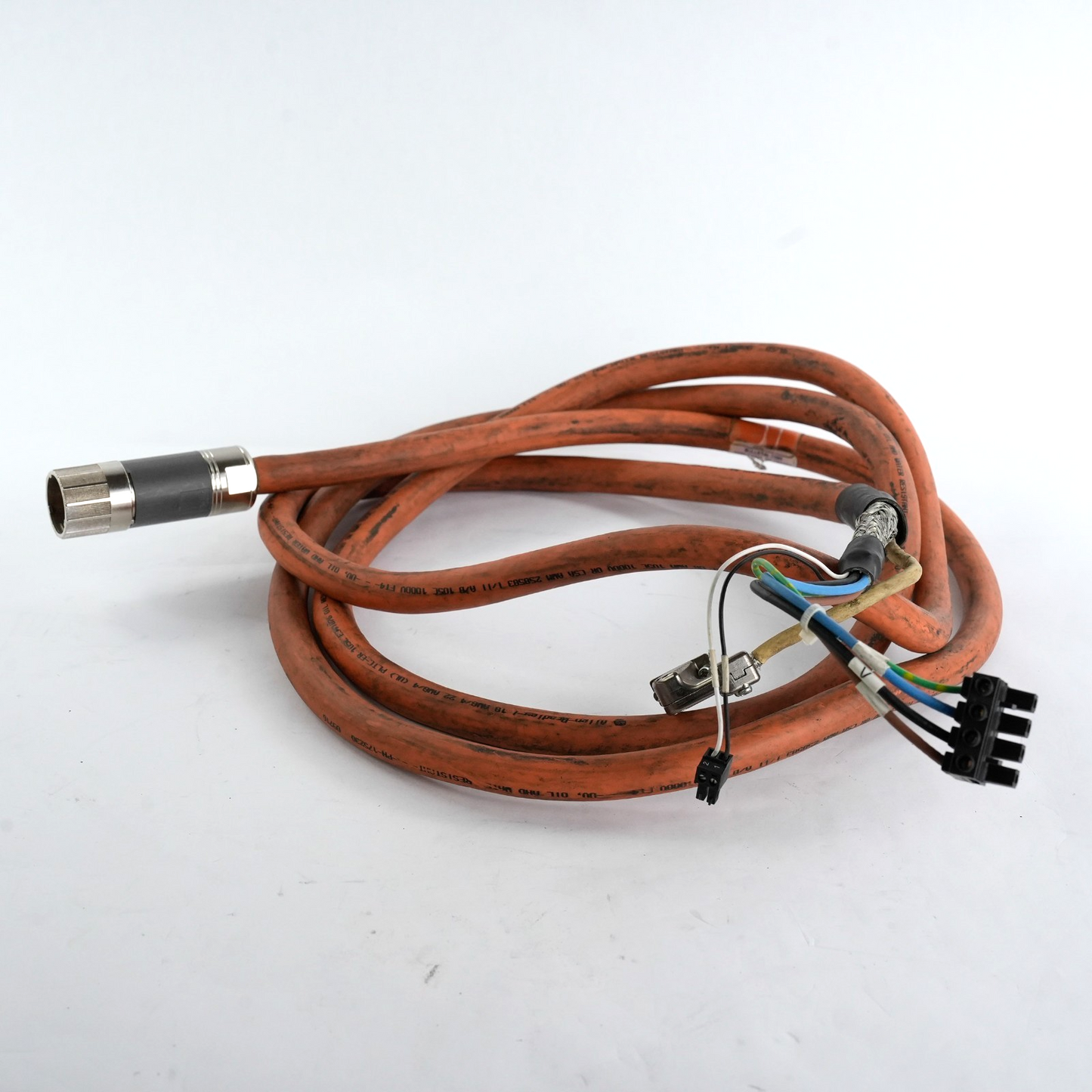 Allen Bradley 2090-CSBM1DF-18AA03 Series B Kinetix DSL Single Motor Cable