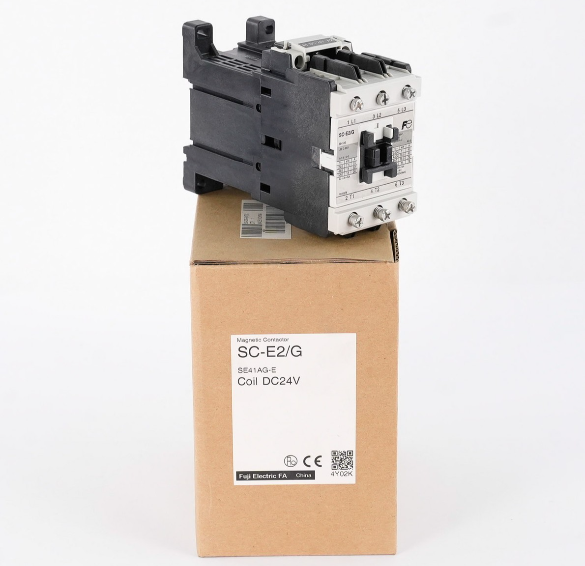 Fuji Electric SC-E2 G Magnetic Contactor 3-Pole 600V SCE2G - Open Box