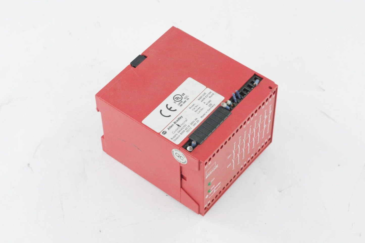 ALLEN-BRADLEY 440R-E21358 SER A SAFETY RELAY MSR122E