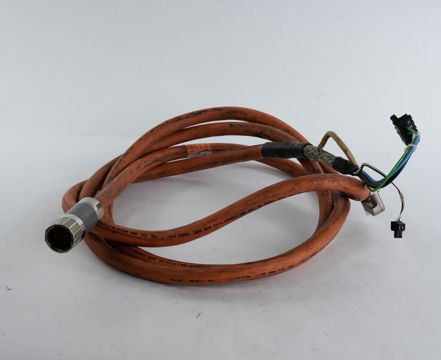 Allen Bradley 2090-CSBM1DF-18AA03 Series B Kinetix DSL Single Motor Cable