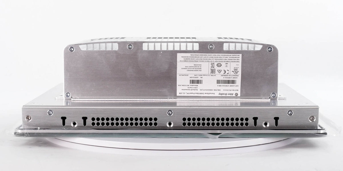 Allen Bradley 6200P-12WS3A1 /A VersaView 12.1in PC + Monitor 1060-7957 Windows 7