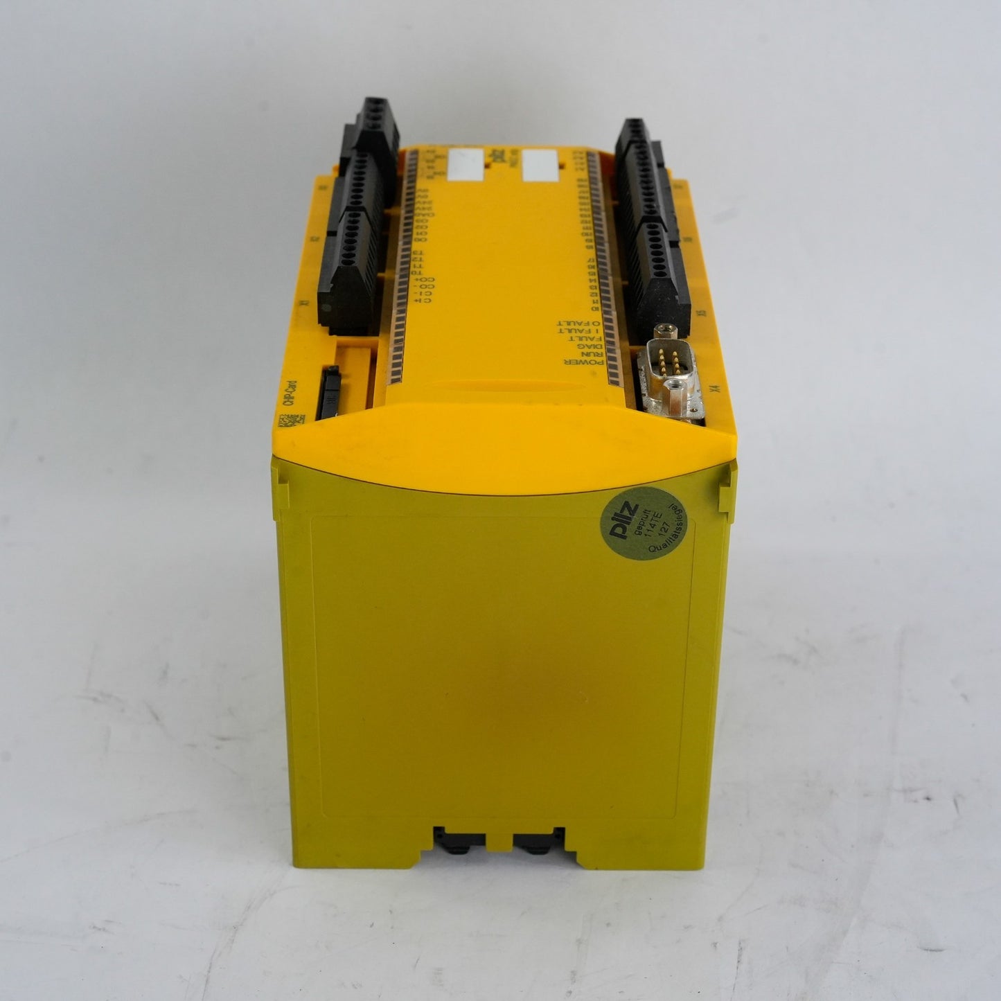 pilz PNOZ m1p 773100 Expandable Safety Relay Base Unit