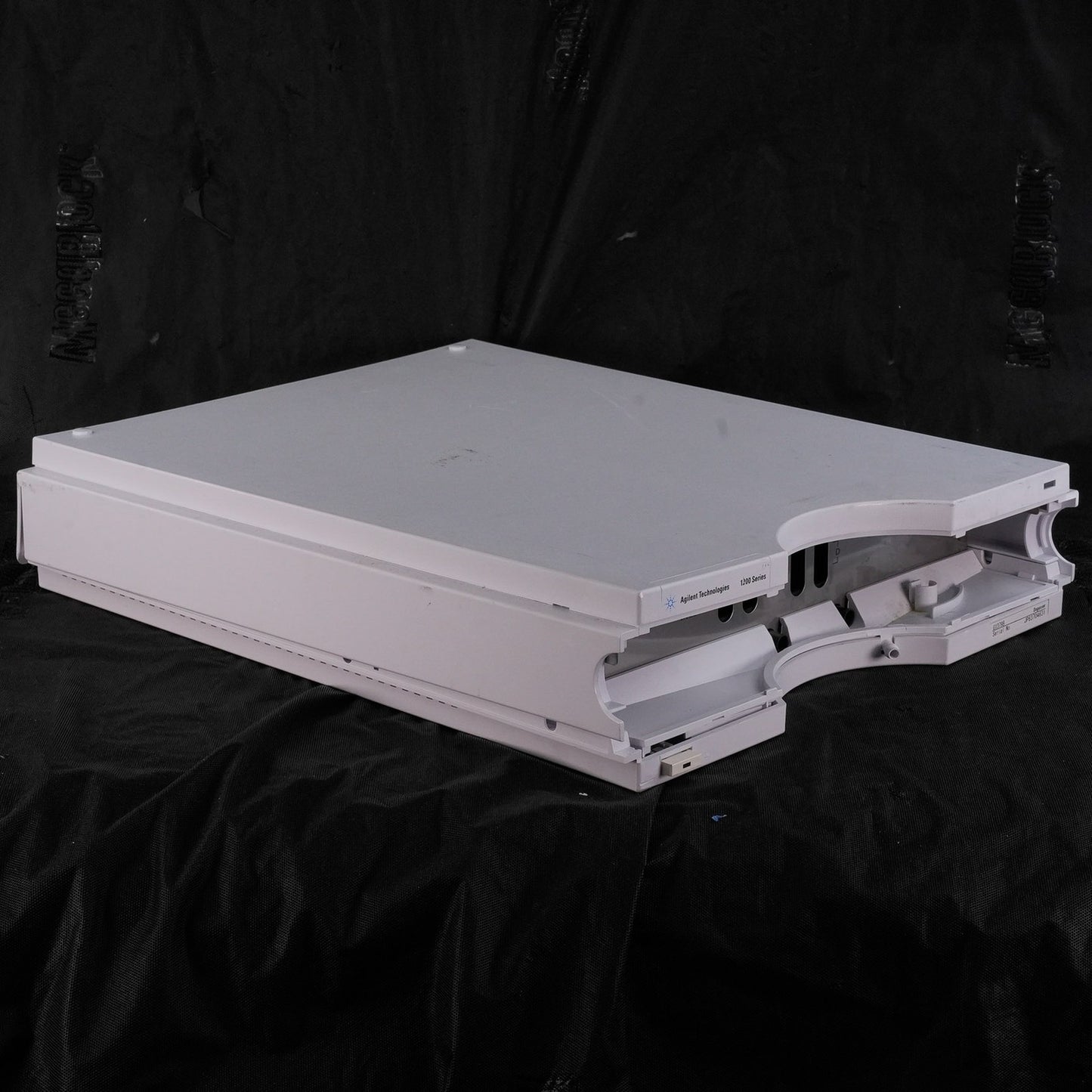 Agilent Technologies G1379B 1200 Series Micro Vacuum Degasser HPLC Untested