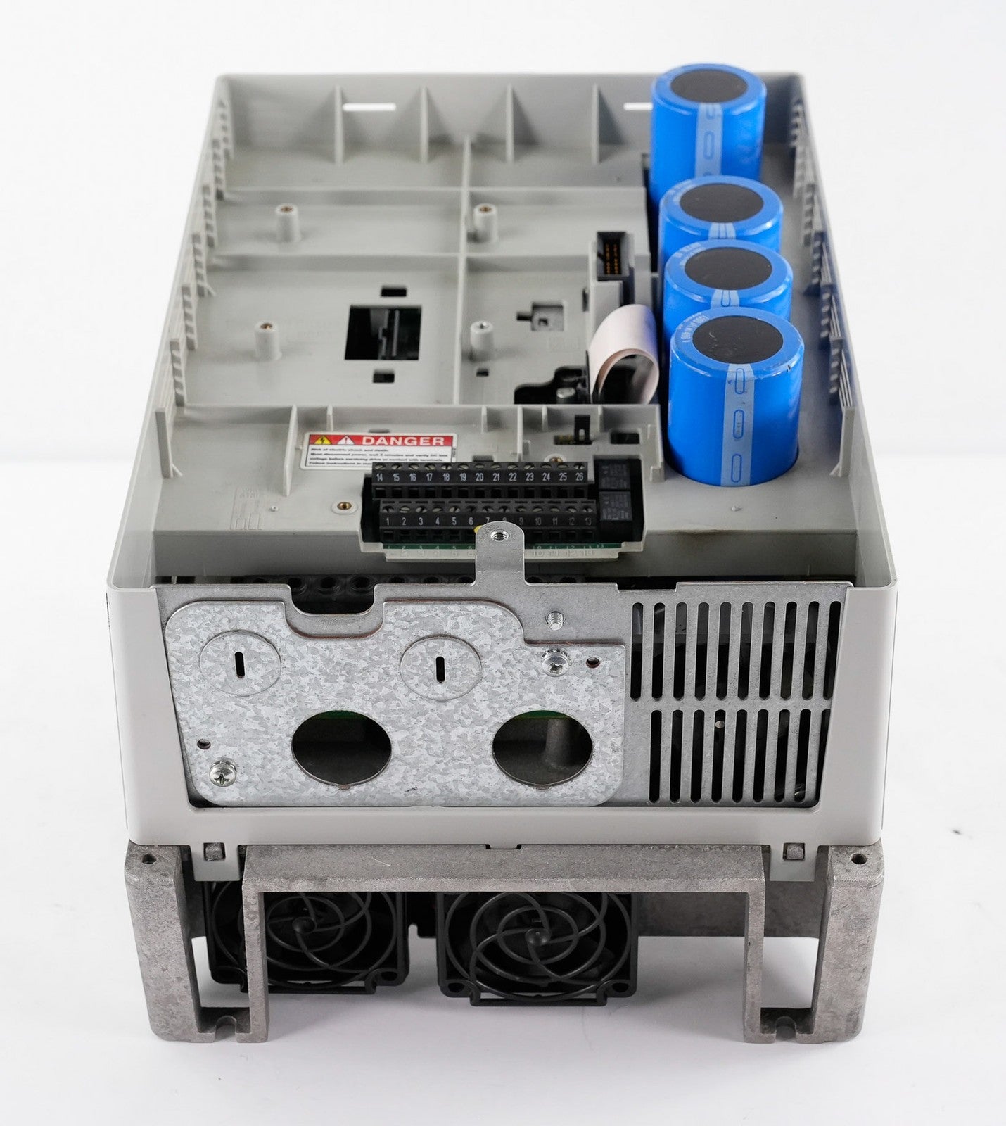 Allen Bradley 20AD034A0AYNANC0 /A PowerFlex 70 AC Drive 480V 3-Phase 25HP