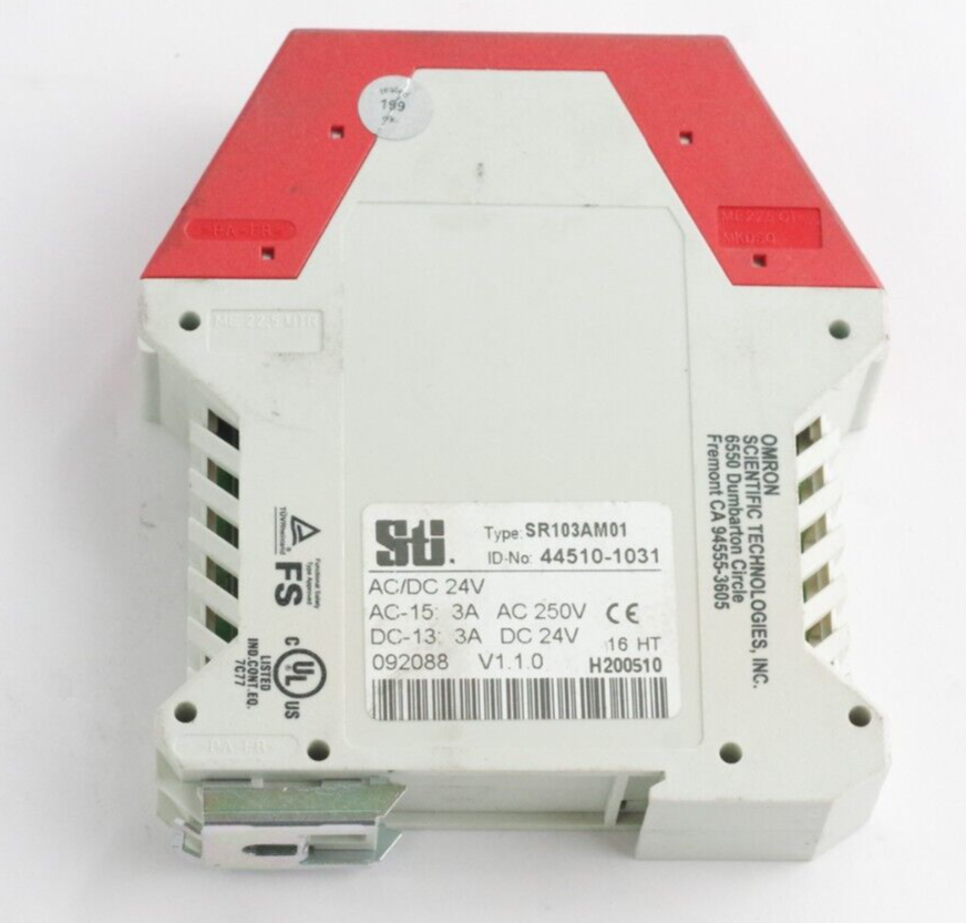Scientific Technologies STI SR103AM01 Safety Relay AC/DC 24V 44510-1031