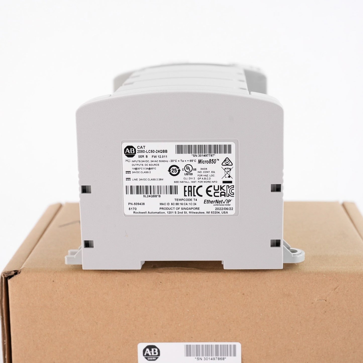 Allen Bradley 2080-LC50-24QBB /B Micro850 PLC 24 Point Controller - Open Box
