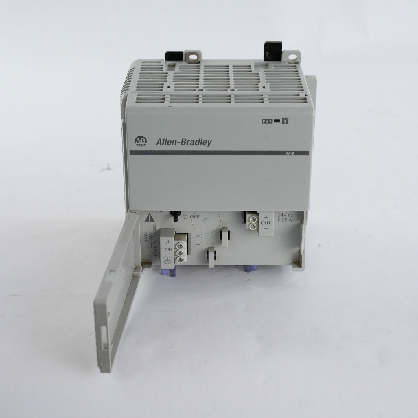 Allen Bradley 1768-PA3 /A Catalog Rev. B01 CompactLogix Power Supply Module