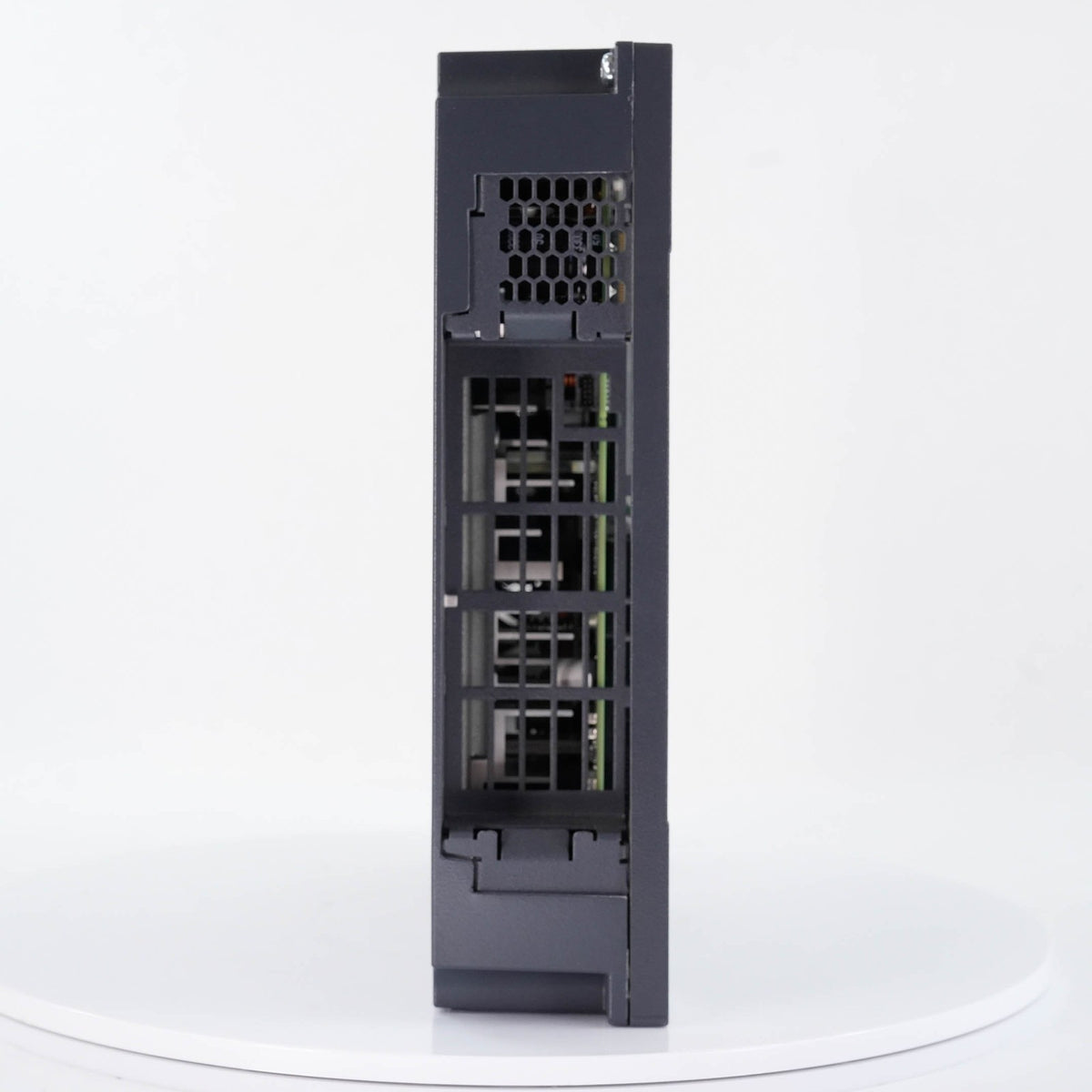 B&R 5Z000VBB0000R0-001 / 5PC901.TS17-03 Rev D5 Industrial PC for Panel PC 900
