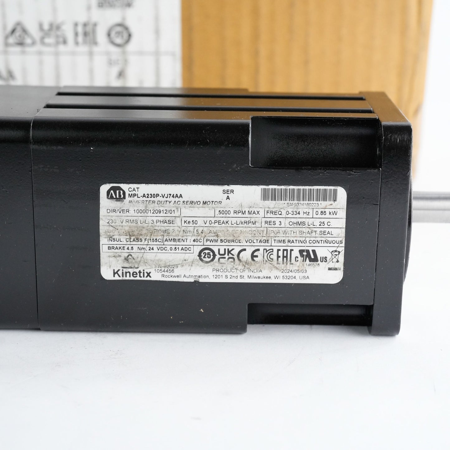 Allen Bradley MPL-A230P-VJ74AA /A Kinetix Servo Motor MPLA230PVJ74AA