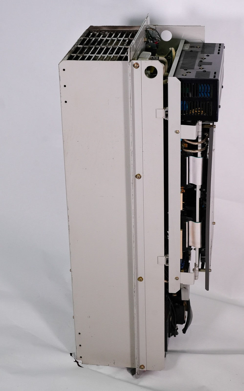 Mitsubishi FR-SE-2-18.5K-M-C Drive FRSE2185KMC Freqrol Controller FR-SE-2-18.5K