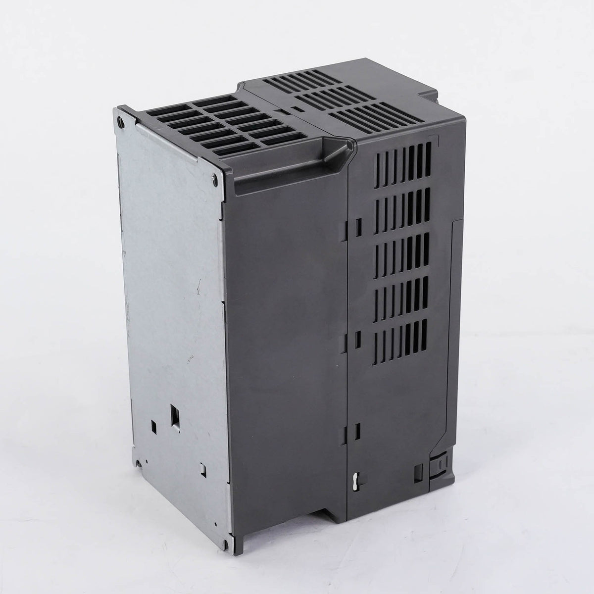 DELTA VFD17AMS43ANSAA MS300 AC Drive 7.5kW 10HP 460V 3PH VFD17AMS43ANSAA