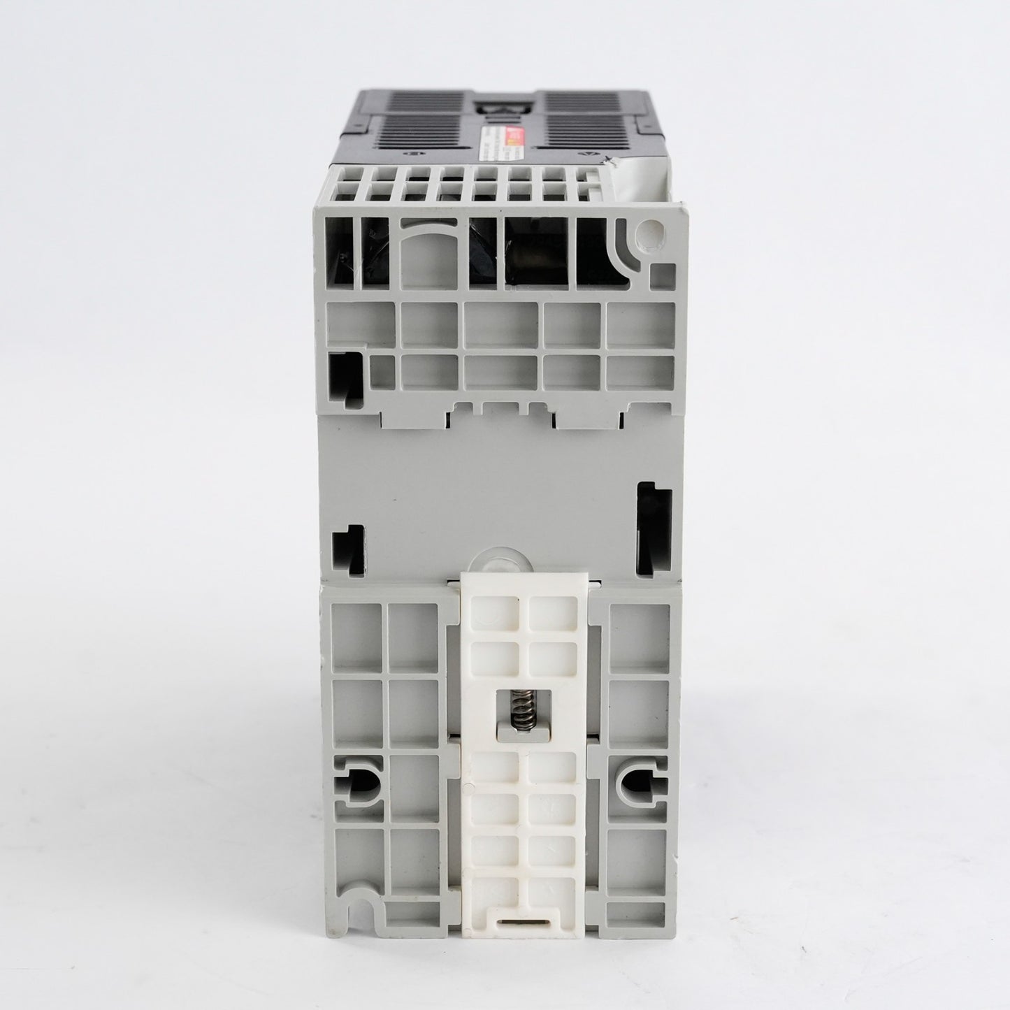 Allen Bradley 25C-D6P0N104 FRN 1.008 PowerFlex 527 Drive 3HP 380-480V 3-Phase