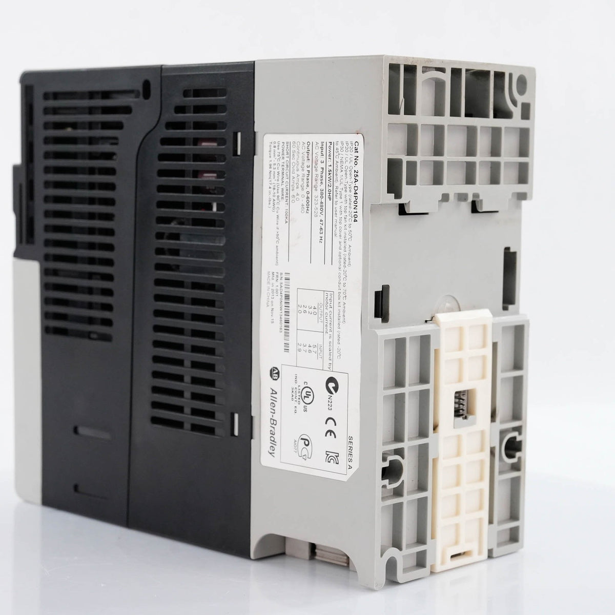 Allen Bradley 25A-D4P0N104 PowerFlex 523 AC Drive 480V 3PH 2HP 4A 25AD4P0N104