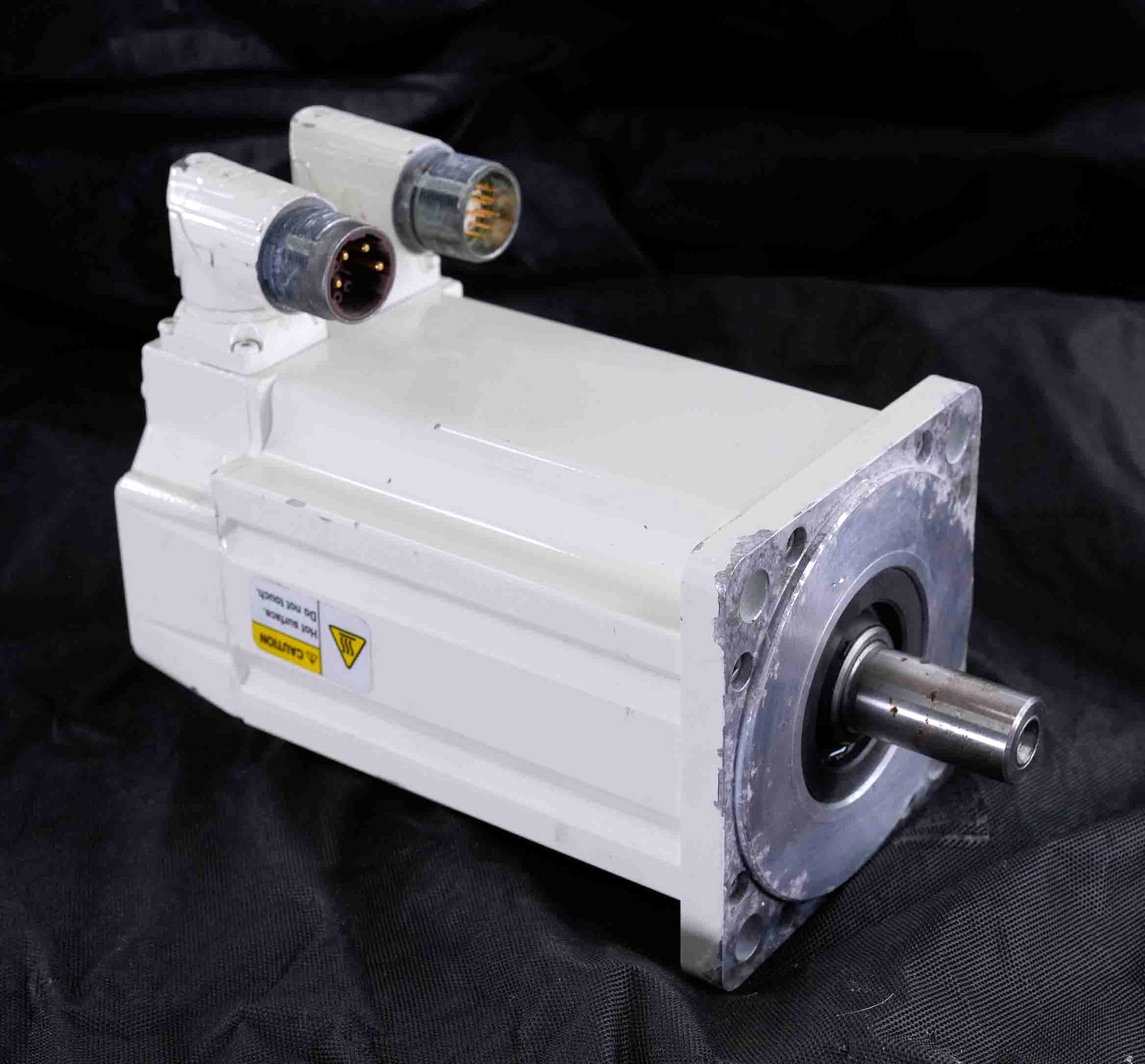 Allen Bradley MPF-B430P-MJ72BA /A Servo Motor 460V 5000RPM MPFB430PMJ72B - USED