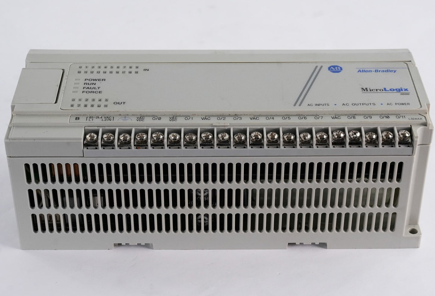 Allen Bradley 1761-L32AAA /E MicroLogix 1000 PLC 32-Pt Controller 1761L32AAA