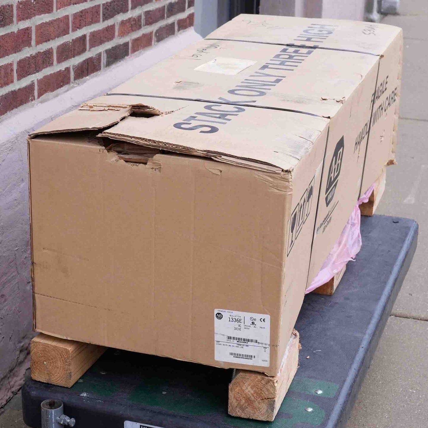 Allen Bradley 1336E-B075-AN-EN-HA2-L9E /D Bulletin 1336E AC Drive - Open Box