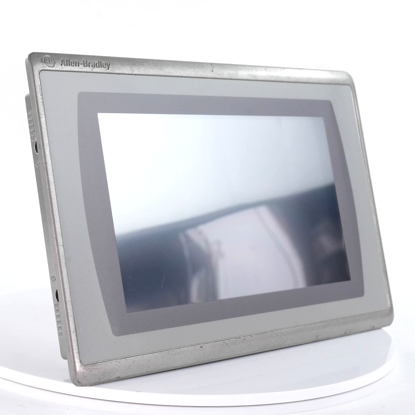 Allen Bradley 2711P-T9W22D9P Ser B PanelView Plus 7 9-Inch Touch HMI 24VDC