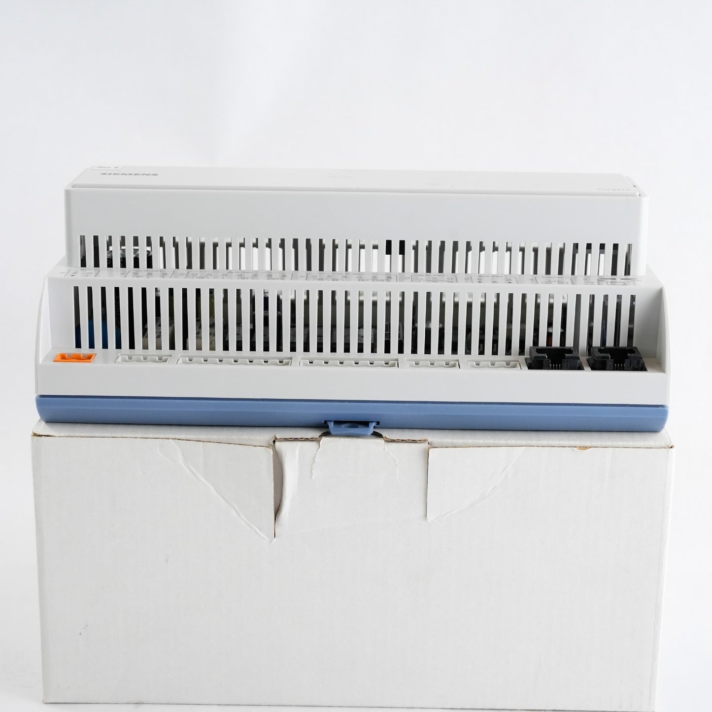 Siemens POL687.70/STD Programmable Controller S55396-C877-A100 No terminals