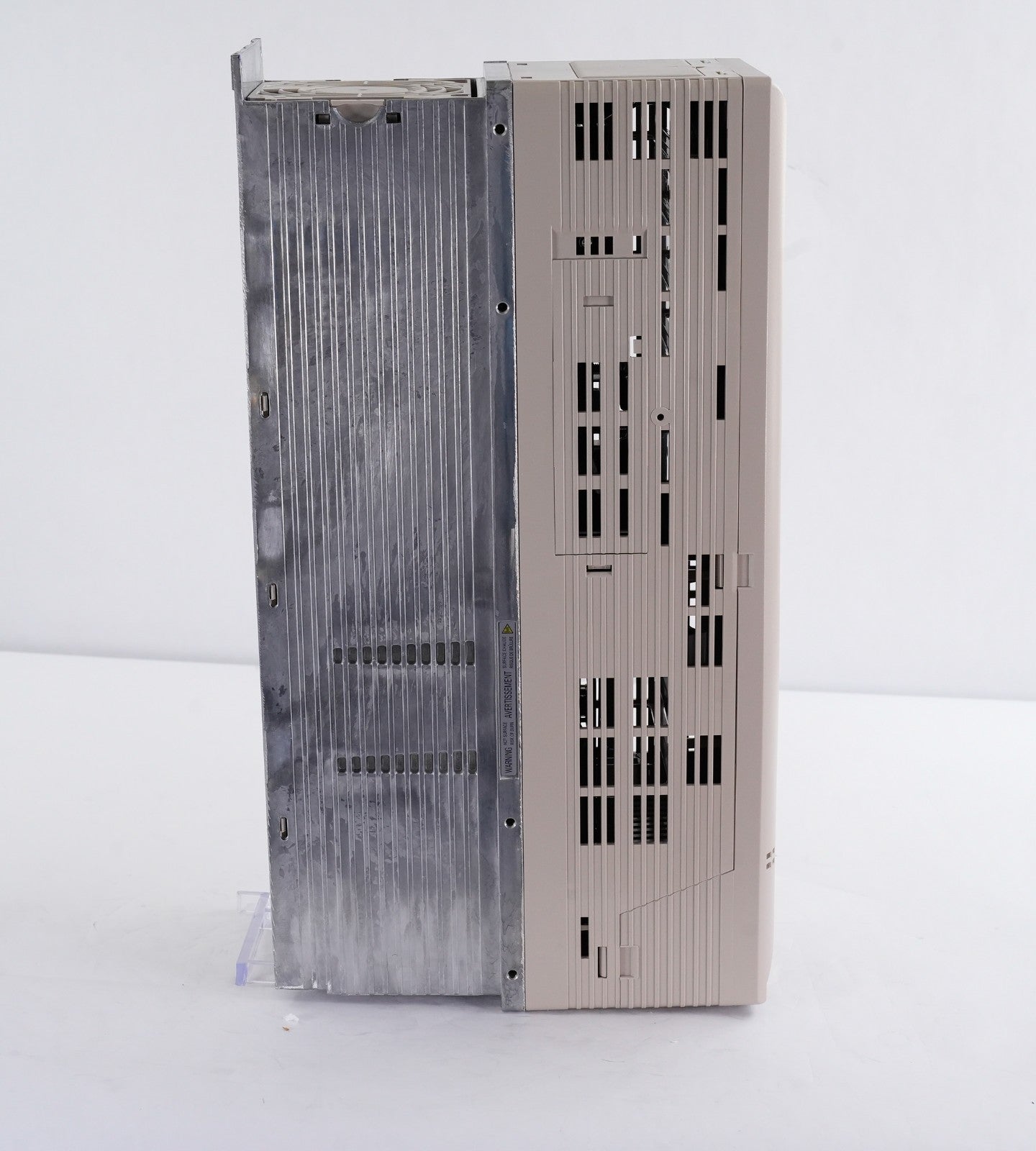 Yaskawa Electric CIMR-ZU2A0024FAA Rev B Z1000 Drive CIMRZU2A0024FAA Without Box