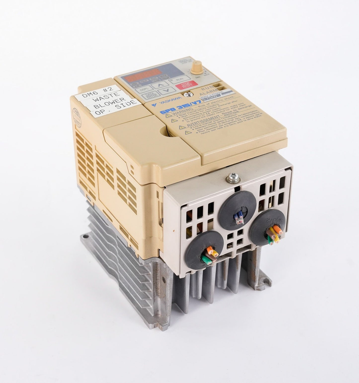 Yaskawa CIMR-V7AM40P7 AC Drive 460V 3-Phase 4.7A 50/60Hz CIMRV7AM40P7