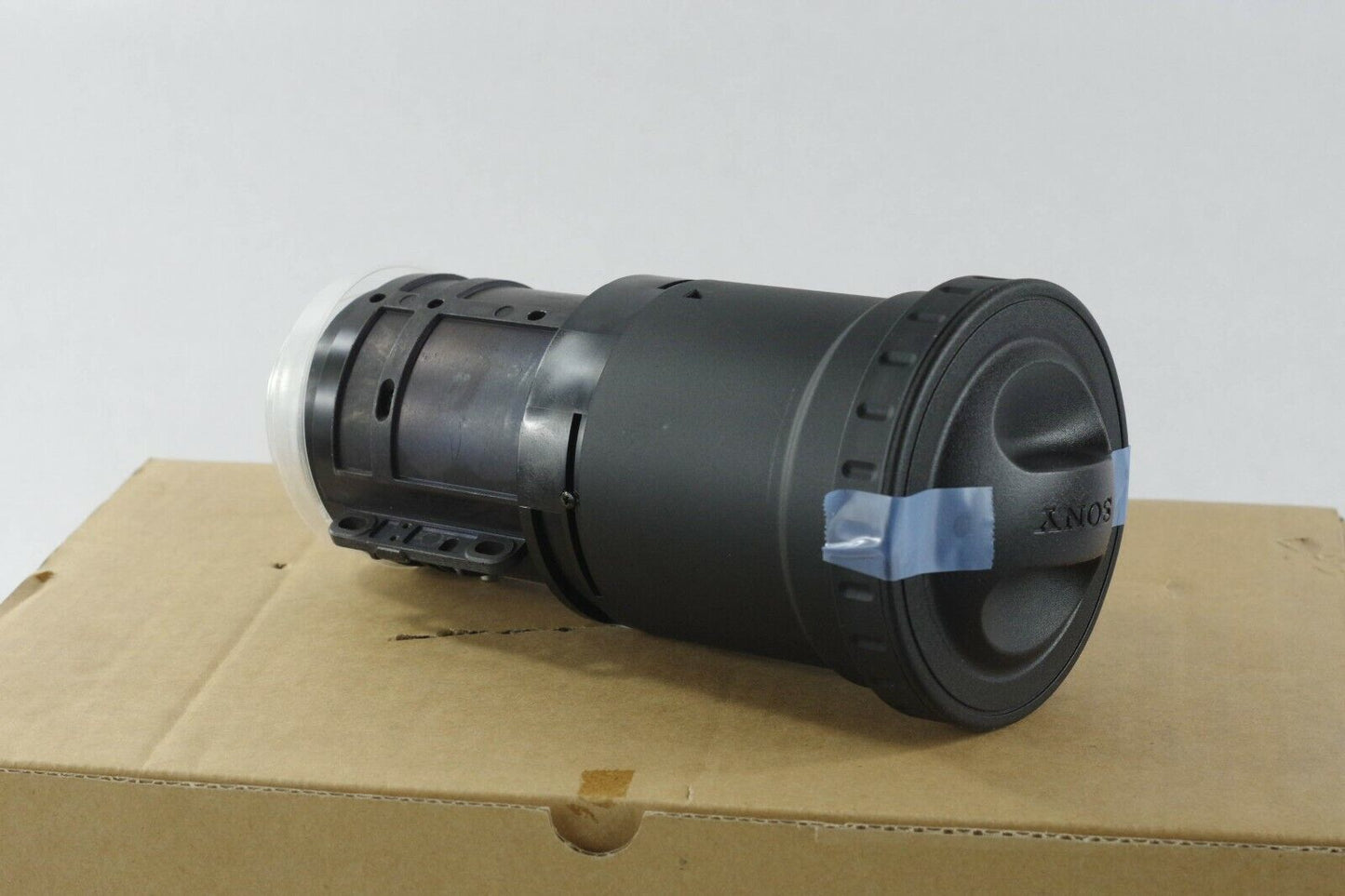 Sony VPLL-ZM31 Short Throw Projection Zoom Lens 1.1X 1:1.9-2.0 Video Projector